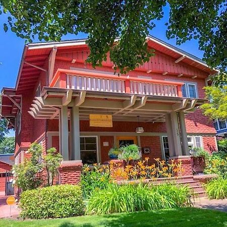 Lady Geneva Bed & Breakfast Μέντφορντ Εξωτερικό φωτογραφία