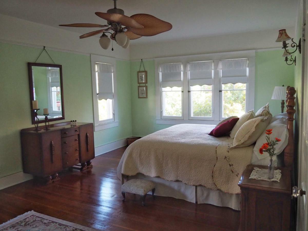 Lady Geneva Bed & Breakfast Μέντφορντ Εξωτερικό φωτογραφία